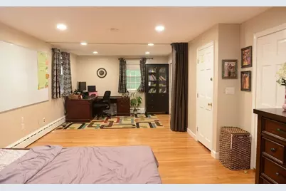 8 Carriage Hill Rd, Andover, MA 01810 - Photo 11