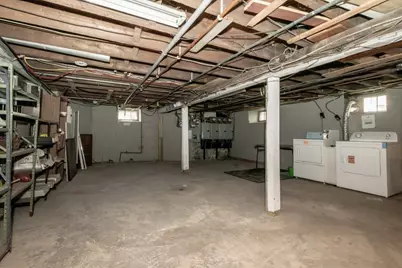 21 Clare St, Lowell, MA 01854 - Photo 27