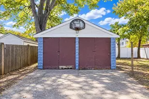 152 Lawrence St, Malden, MA 02148 - Photo 39