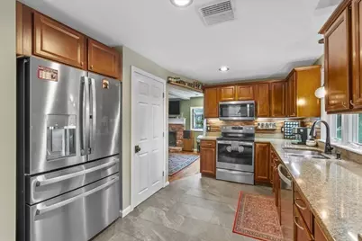 210 Hobart St, Hingham, MA 02043 - Photo 11