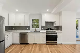 318 Essex Ave, Gloucester, MA 01930 - Photo 11