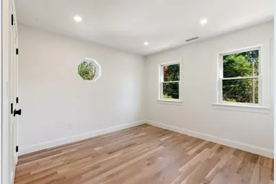 318 Essex Ave #B, Gloucester, MA 01930 - Photo 29