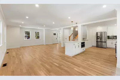318 Essex Ave #B, Gloucester, MA 01930 - Photo 5