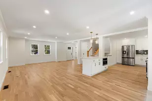 318 Essex Ave, Gloucester, MA 01930 - Photo 5