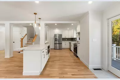 318 Essex Ave #B, Gloucester, MA 01930 - Photo 9