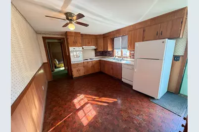 125 French King Hwy, Greenfield, MA 01301 - Photo 7