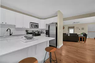 902 Main St, Hanson, MA 02341 - Photo 25