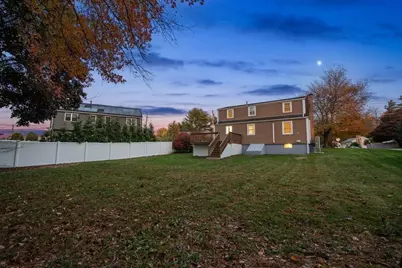 365 Lexington St, Woburn, MA 01801 - Photo 5