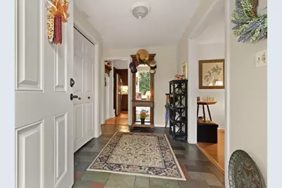 326 Highland St, Stoughton, MA 02072 - Photo 11