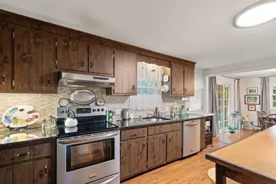 326 Highland St, Stoughton, MA 02072 - Photo 23