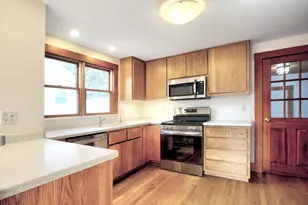 262 Washington St, Gloucester, MA 01930 - Photo 5