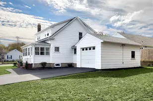 262 Washington St, Gloucester, MA 01930 - Photo 3