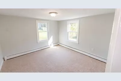 15 Linden St, Oxford, MA 01540 - Photo 17