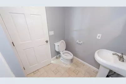 15 Linden St, Oxford, MA 01540 - Photo 23