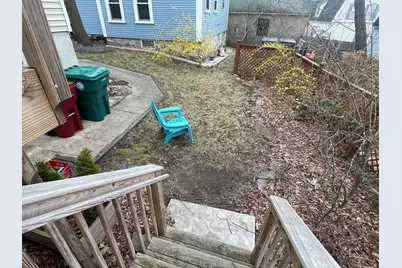 76 Beacon St, Lowell, MA 01850 - Photo 39