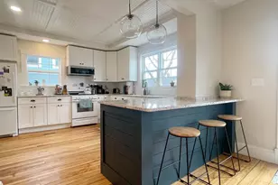 76 Beacon St, Lowell, MA 01850 - Photo 17