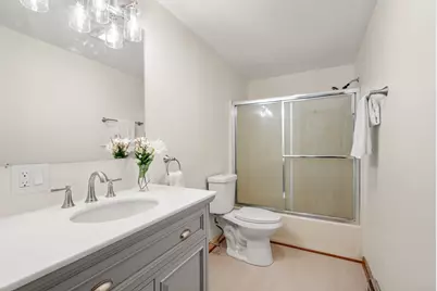 261 Broadway Rd #26, Dracut, MA 01826 - Photo 3