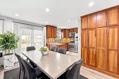 945 Riverside Dr #4C, Methuen, MA 01844 - Photo 5