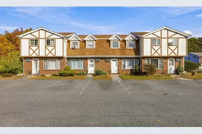 945 Riverside Dr #4C, Methuen, MA 01844 - Photo 3