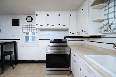 627 Temple St, Whitman, MA 02382 - Photo 9