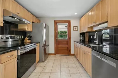 218 Myrtle St, Ashland, MA 01721 - Photo 7