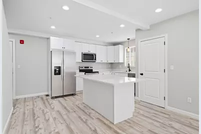61 Parker St #4, Springfield, MA 01151 - Photo 5