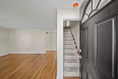 74 Bowdoin Ave, Waltham, MA 02451 - Photo 3