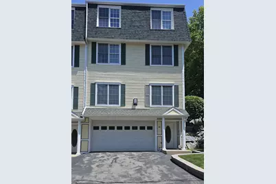 14 Dansereau Place #14, Middleton, MA 01949 - Photo 1