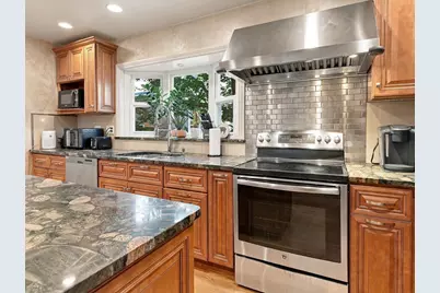 16-18 Meridian Parkway, Malden, MA 02148 - Photo 15