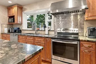 16-18 Meridian Pkwy, Malden, MA 02148 - Photo 15