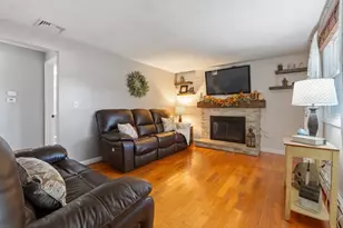 128 Birchcroft Rd, Leominster, MA 01453 - Photo 19