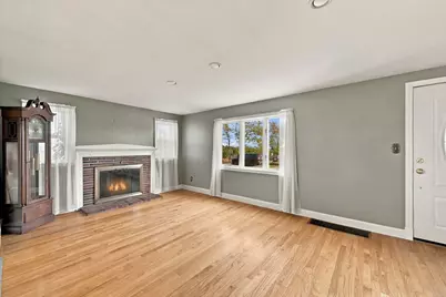 24 Overlook Ave, Beverly, MA 01915 - Photo 7