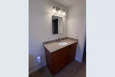 43 Billings Rd, Fitchburg, MA 01420 - Photo 15