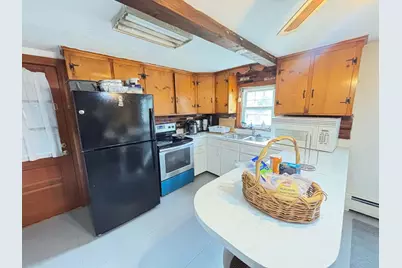 251 Primrose Hill Rd, Dracut, MA 01826 - Photo 3