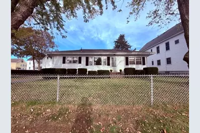 112 Fisher St, Lowell, MA 01850 - Photo 1