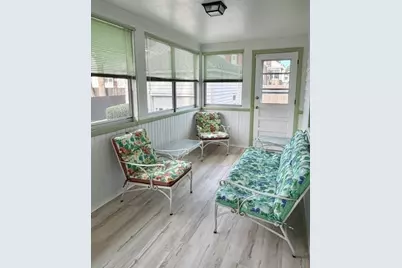 112 Fisher St, Lowell, MA 01850 - Photo 7