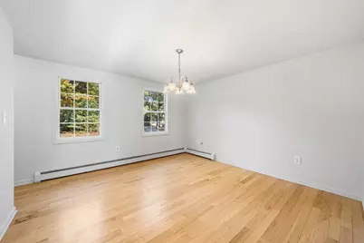 34 Cork Cir, Millville, MA 01529 - Photo 9