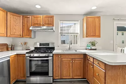 23 Nadine Ln, North Andover, MA 01845 - Photo 11