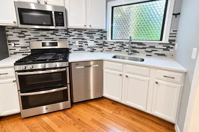 113 Leland Farm Rd #113, Ashland, MA 01721 - Photo 9