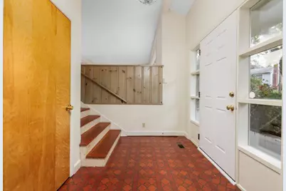 167 West Hawthorn Street, Dartmouth, MA 02747 - Photo 9