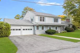 167 W Hawthorn St, Dartmouth, MA 02747 - Photo 1