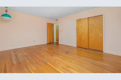167 West Hawthorn Street, Dartmouth, MA 02747 - Photo 17