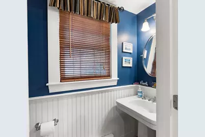 216 Bellevue Rd, Watertown, MA 02472 - Photo 7