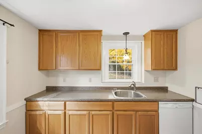 77 Payson Rd, Brookline, MA 02467 - Photo 15
