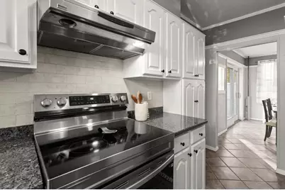 16 Maple Avenue, Danvers, MA 01923 - Photo 15