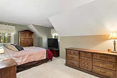5 Ragged Hill Rd, Milford, MA 01757 - Photo 17