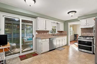5 Ragged Hill Rd, Milford, MA 01757 - Photo 11