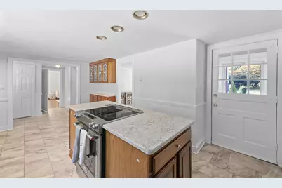 12 Gates Rd, Shrewsbury, MA 01545 - Photo 17