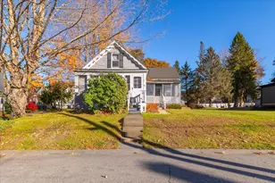 37 Memorial St, Templeton, MA 01436 - Photo 1