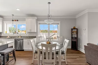 4 Longwood Ln #302, Hanover, MA 02339 - Photo 9